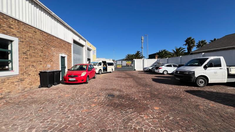 To Let commercial Property for Rent in Montague Gardens Western Cape